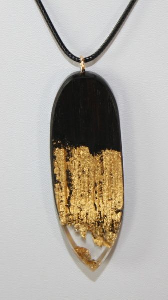 Kette mit Anhänger Schmuckunikate aus Holz & Harz Resin #28