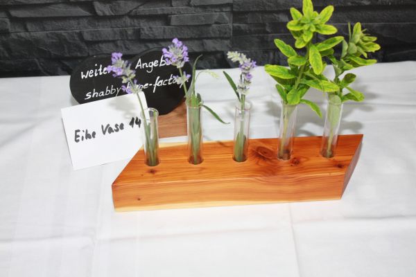 Holzvase aus Eibe