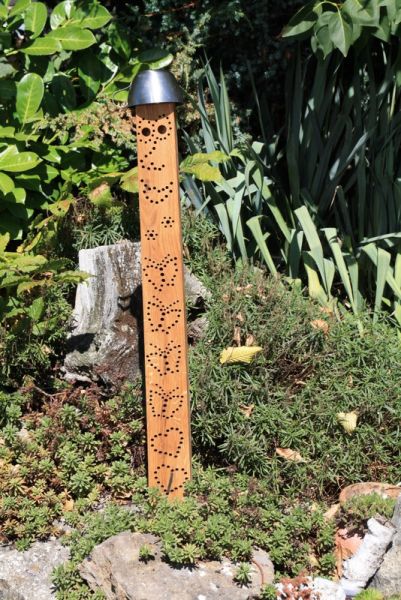 Insektenhotel, Gartenstele, Wildbienenhotel, Gartendekoration
