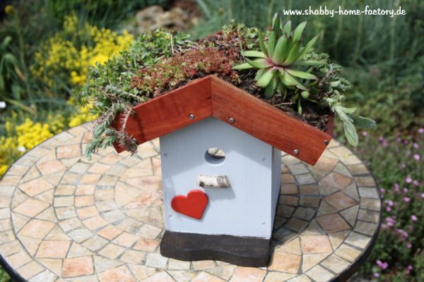 Nistkasten Vogelhaus Nisthilfe Gartendeko Dachbegrünung